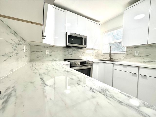 10730 SW 149th Terrace, Miami, FL 33176