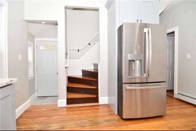 40 Linton st, Pawtucket, RI 02861