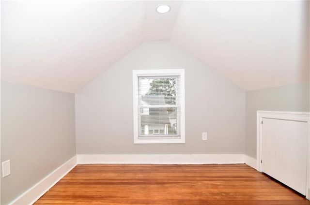 40 Linton st, Pawtucket, RI 02861