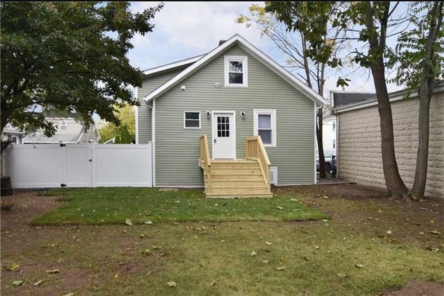 40 Linton st, Pawtucket, RI 02861