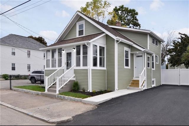 40 Linton st, Pawtucket, RI 02861