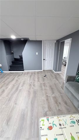 40 Linton st, Pawtucket, RI 02861