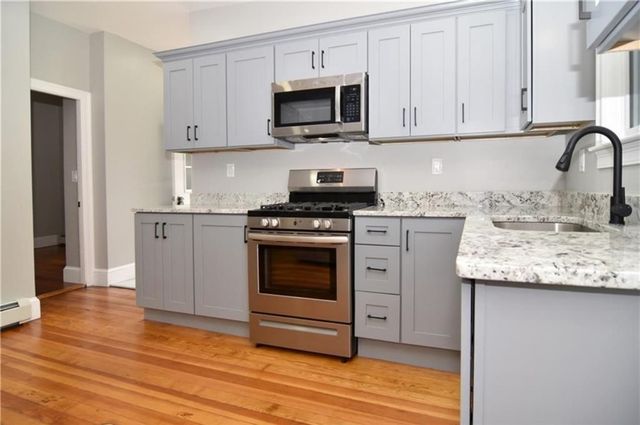 40 Linton st, Pawtucket, RI 02861