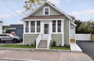 40 Linton st, Pawtucket, RI 02861