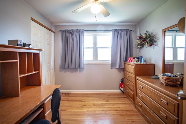 1500 Bates Lane, Schaumburg, IL 60193