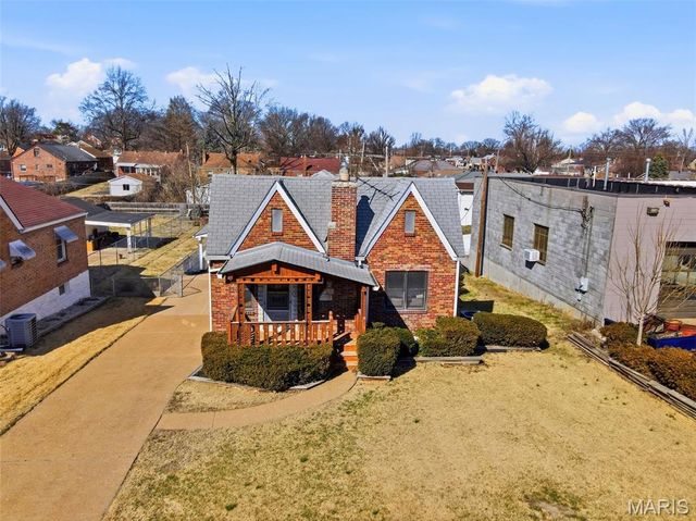 707 Pardella Avenue, St Louis, MO 63125