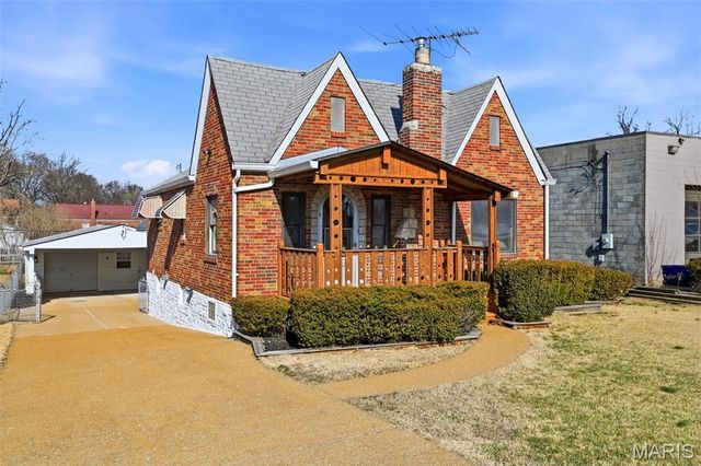 707 Pardella Avenue, St Louis, MO 63125