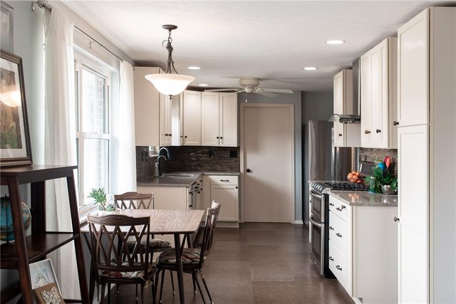 125 Gulfwood Court, Centerville, OH 45458