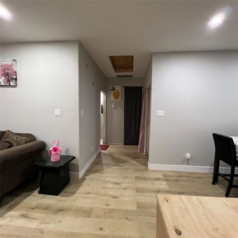 1243 Road 5263, Cleveland, TX 77327