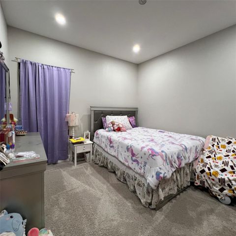 1243 Road 5263, Cleveland, TX 77327