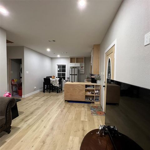 1243 Road 5263, Cleveland, TX 77327