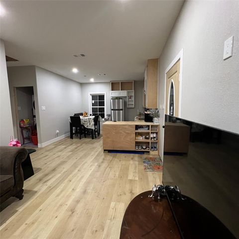 1243 Road 5263, Cleveland, TX 77327