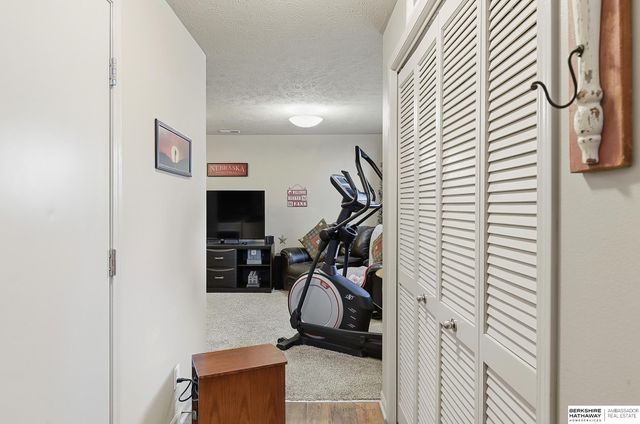 14213 Wood Valley Drive, Omaha, NE 68142