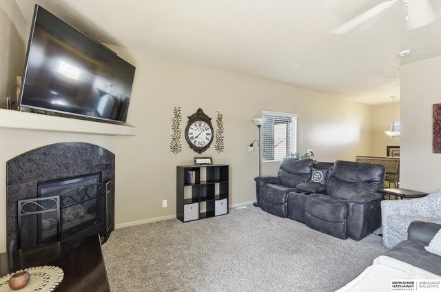 14213 Wood Valley Drive, Omaha, NE 68142