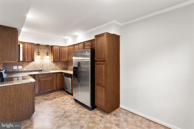 8519 WESTOVER CT #763, Springfield, VA 22152
