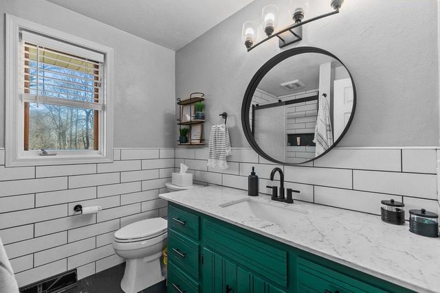 3329 S BOB O LINK LANE, Appleton, WI 54915