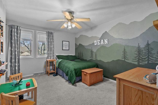 3329 S BOB O LINK LANE, Appleton, WI 54915