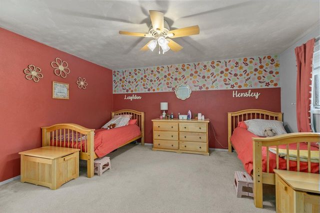 3329 S BOB O LINK LANE, Appleton, WI 54915