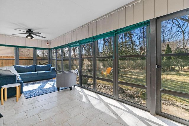 3329 S BOB O LINK LANE, Appleton, WI 54915