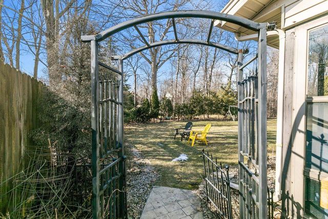 3329 S BOB O LINK LANE, Appleton, WI 54915