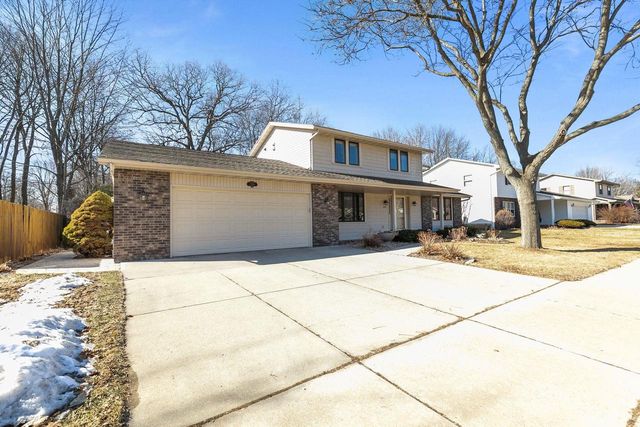 3329 S BOB O LINK LANE, Appleton, WI 54915