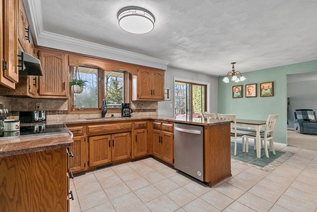 3329 S BOB O LINK LANE, Appleton, WI 54915