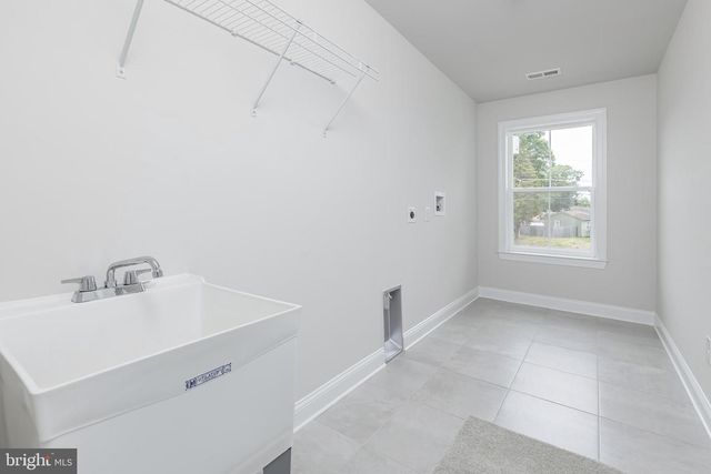 1314 W ATLANTIC AVE, Blackwood, NJ 08012