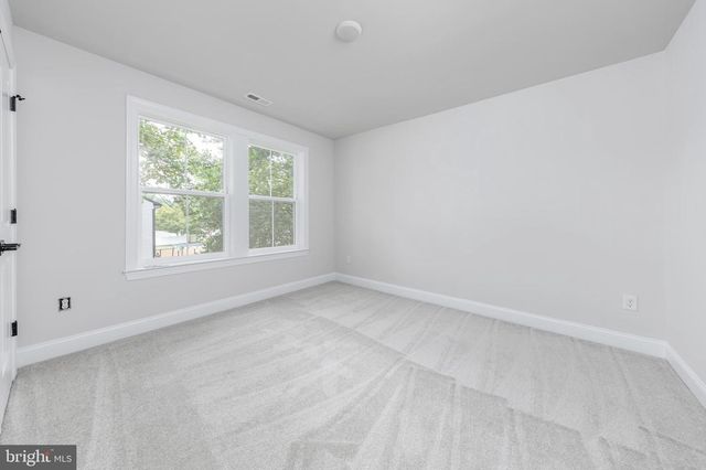 1314 W ATLANTIC AVE, Blackwood, NJ 08012