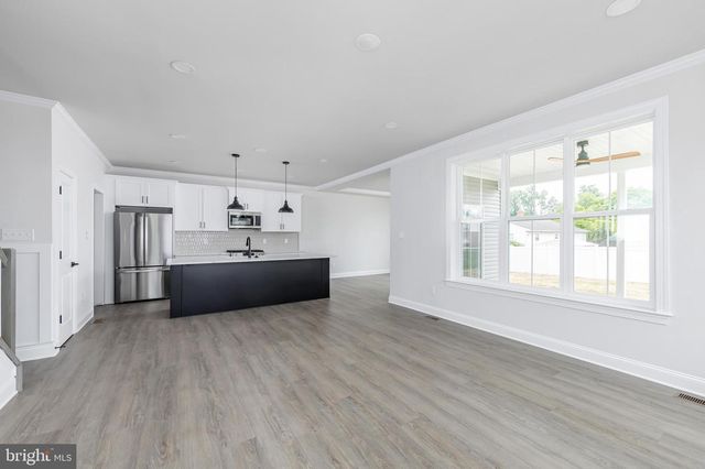 1314 W ATLANTIC AVE, Blackwood, NJ 08012