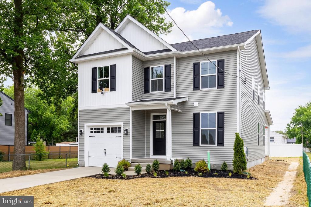 1314 W ATLANTIC AVE, Blackwood, NJ 08012
