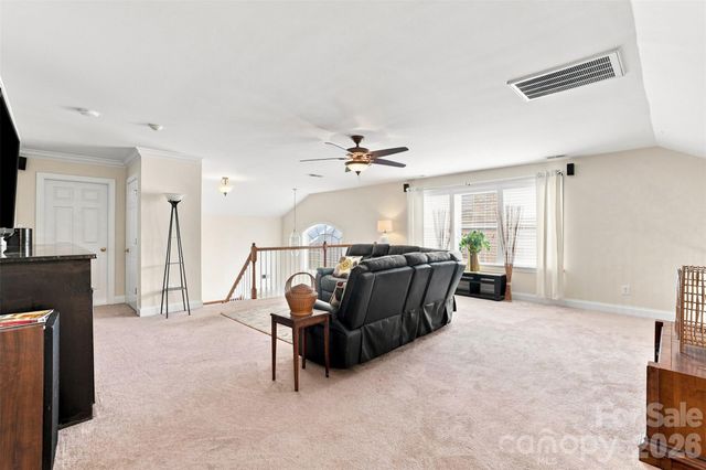 4409 Squirrel Trail Lane, Charlotte, NC 28269