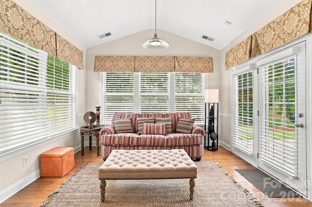 4409 Squirrel Trail Lane, Charlotte, NC 28269