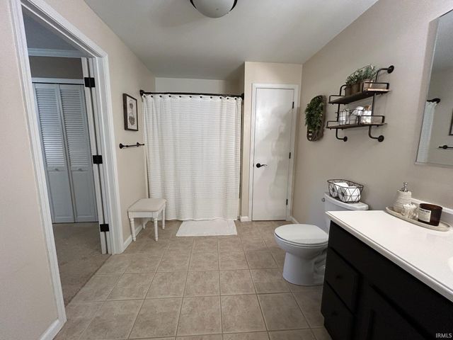 4450 N Wesley Lane, Bloomington, IN 47408