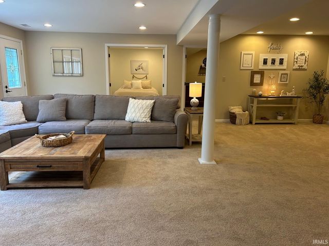 4450 N Wesley Lane, Bloomington, IN 47408