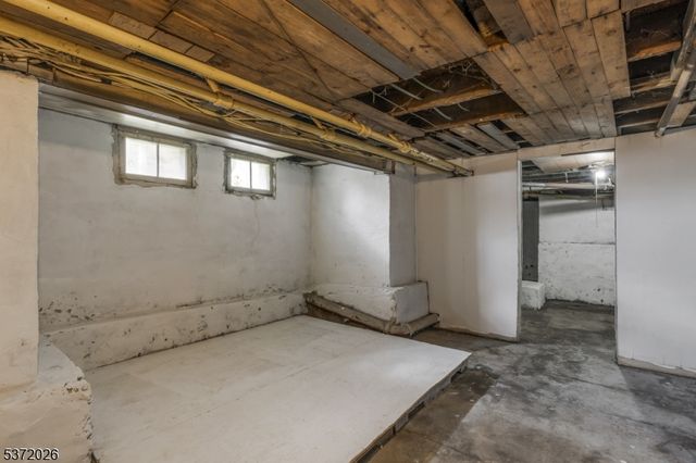 11 Hudson St, Phillipsburg Town, NJ 08865
