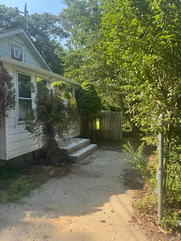 34 Midland Avenue, Mastic, NY 11950