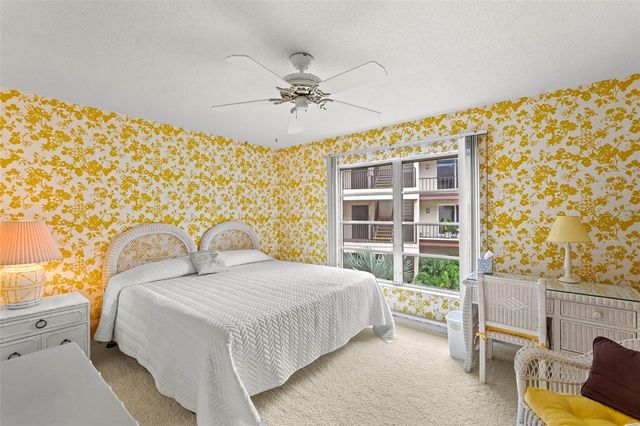 3035 COUNTRYSIDE BOULEVARD 24B, Clearwater, FL 33761
