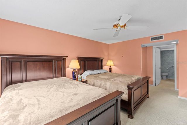 3035 COUNTRYSIDE BOULEVARD 24B, Clearwater, FL 33761