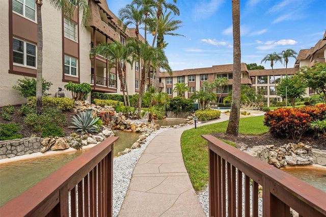 3035 COUNTRYSIDE BOULEVARD 24B, Clearwater, FL 33761