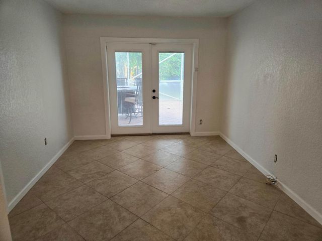 10207 NW 82nd Street, Tamarac, FL 33321