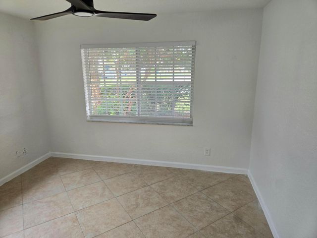 10207 NW 82nd Street, Tamarac, FL 33321
