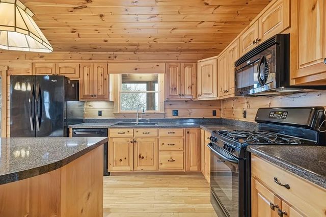 388 Palisade Drive, Ellijay, GA 30540