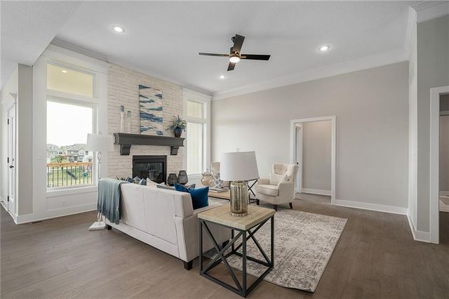 19521 W 114th Terrace, Olathe, KS 66061