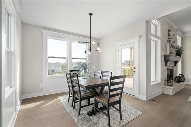 19521 W 114th Terrace, Olathe, KS 66061