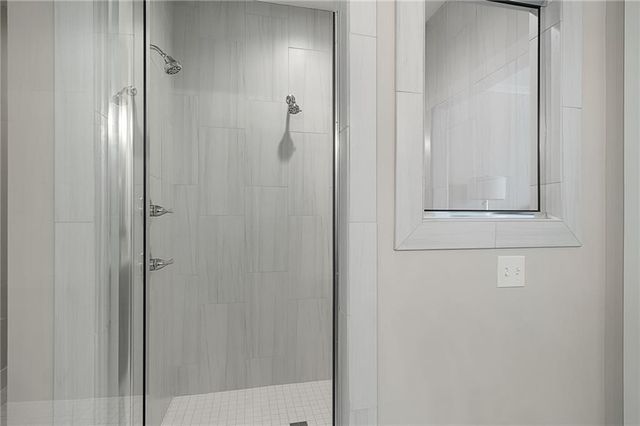 19521 W 114th Terrace, Olathe, KS 66061