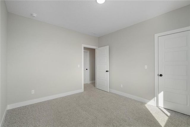 19521 W 114th Terrace, Olathe, KS 66061