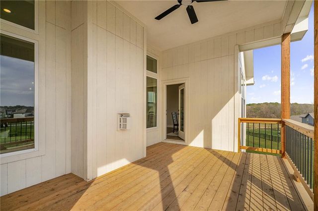 19521 W 114th Terrace, Olathe, KS 66061