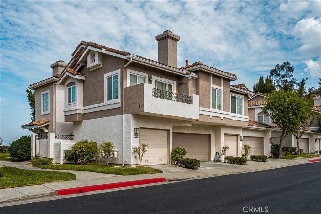 1045 S Daybreak Court, Anaheim Hills, CA 92808 — exterior