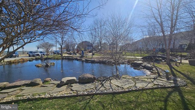 8913 DAYTON AVE, North Beach, MD 20714