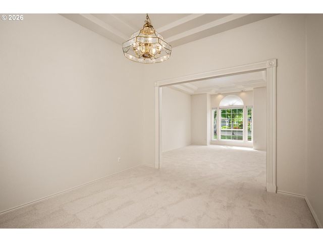16775 Sw SPRINGWATER Ln, Beaverton, OR 97006